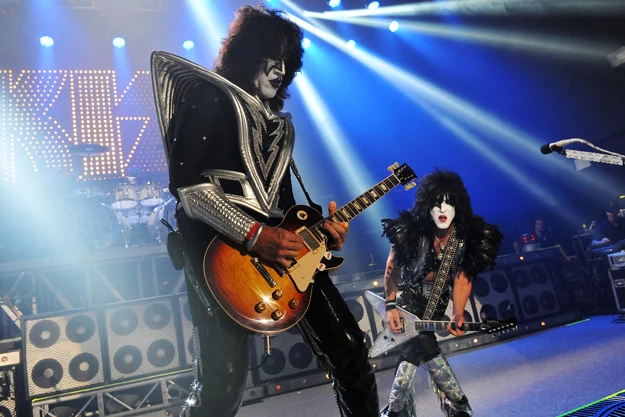 Kiss Kiss