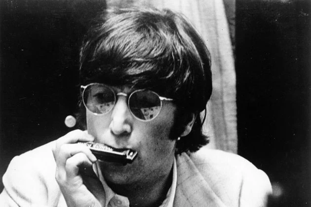 3293255-Lennon