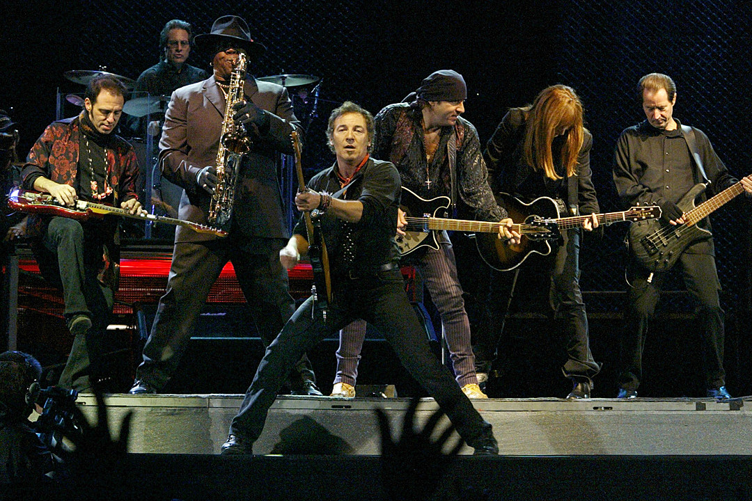 Inside Bruce Springsteen's '90s-Era Estrangement From The E Street Band