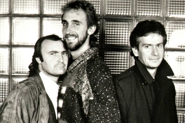 GIROS INESPERADOS Genesis-photo-1986