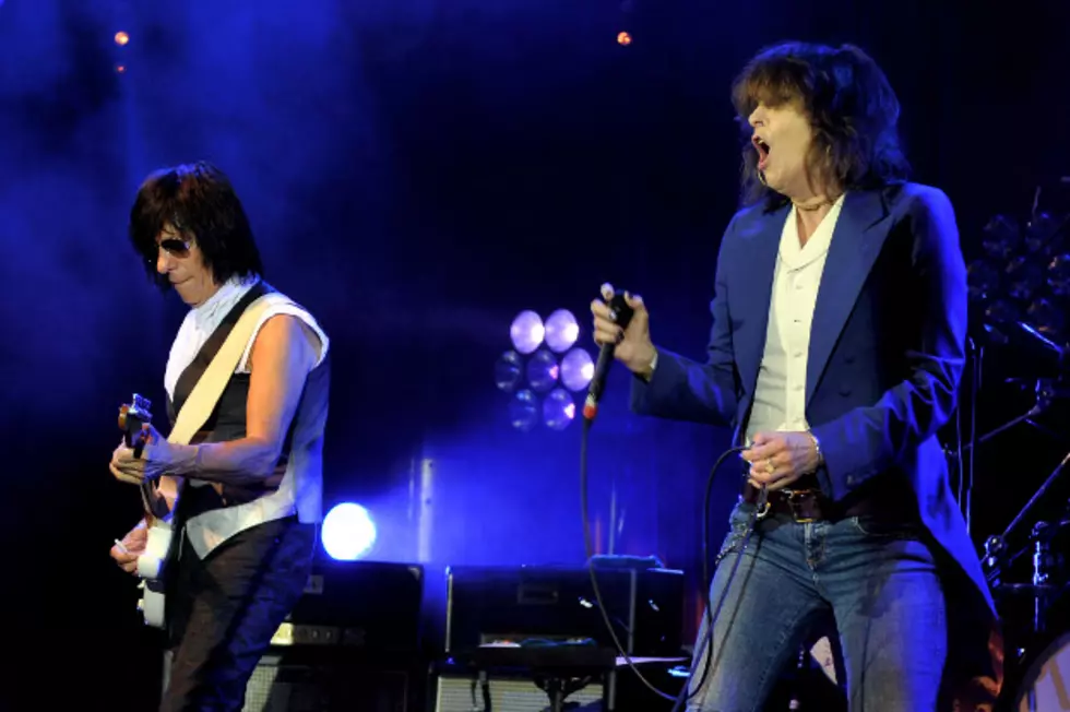 Jeff Beck Receives Living Legend Award, Reveals New Band