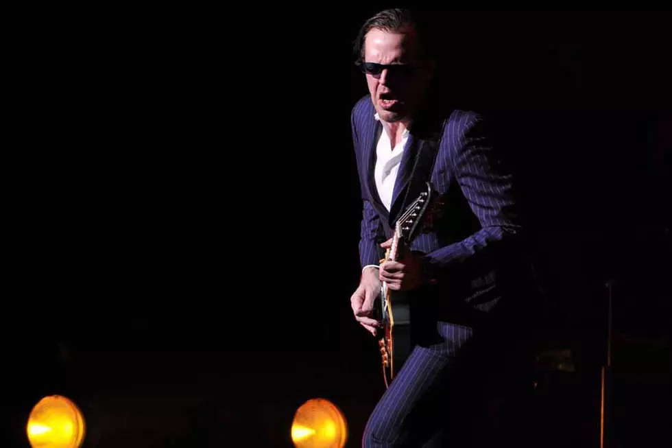 Joe Bonamassa Burns Brightly in Detroit: Concert Review and Photos