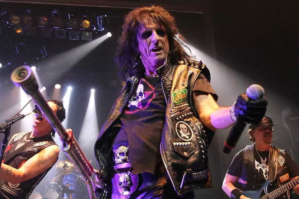 Rob Halford, Bruce Kulick to Perform During Alice Cooper’s Annual Christmas Pudding