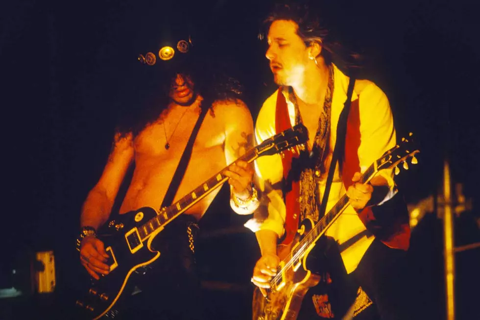 When Grunge Fans Made Slash a Joking Matter