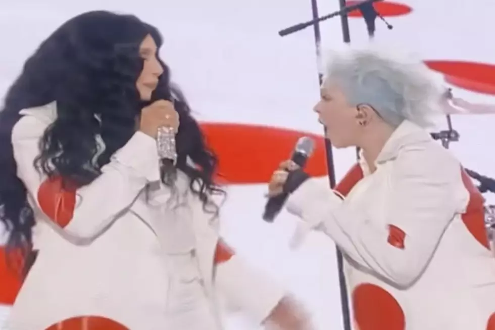 Watch Cher and Joni Mitchell Join Cyndi Lauper’s Farewell Show