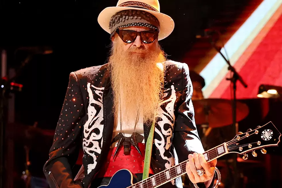 Hear Billy Gibbons Team up With Keith Urban on New ‘Brown Paper Bag’ Single